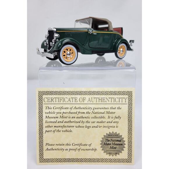 National Motor Museum Mint ARKO 1933 Ford Deluxe Roadster Dark Green Scale 1:32 - Picture 1 of 7